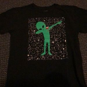Pacsun Alien tee